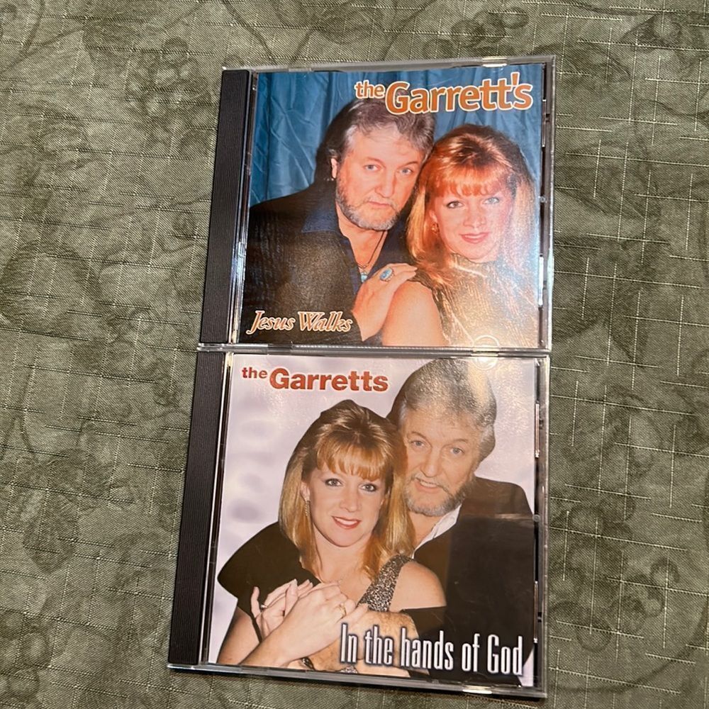 The Garretts Jesus Walks & In the hands of God Set